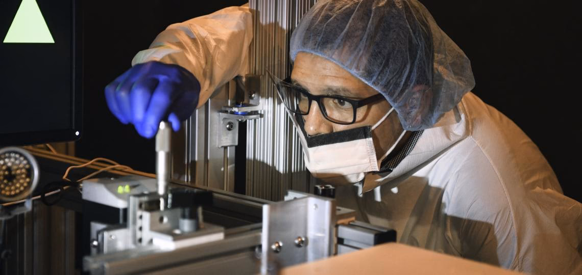 Does Baylor University have a cadaver lab?