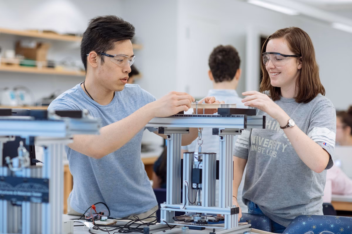 Does WashU offer biomedical engineering?