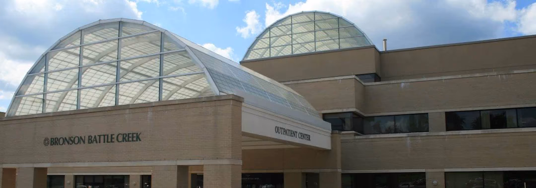 What level trauma center is Bronson Battle Creek?