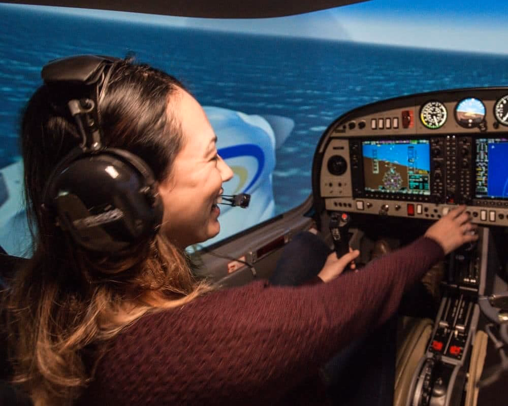 Which bachelor's degree is best for pilots?