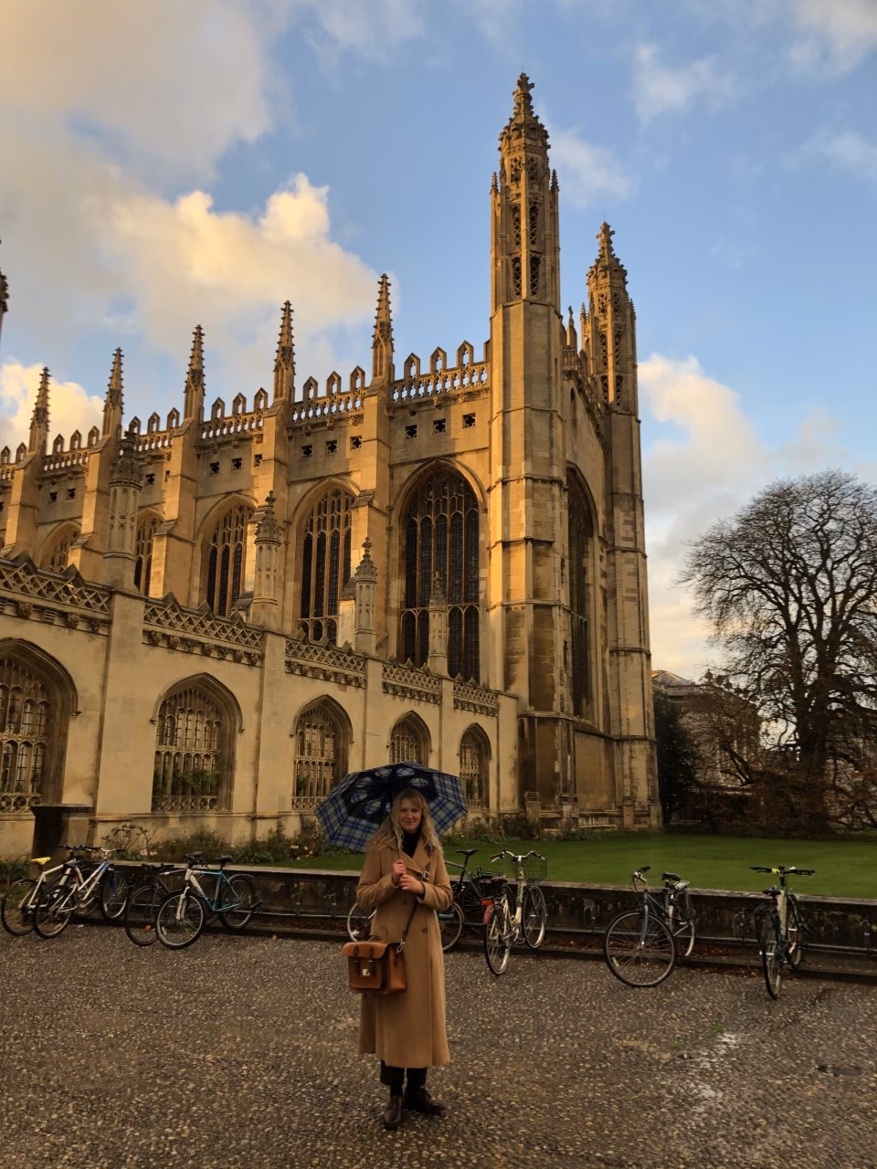 What is the best college in Cambridge for biology?