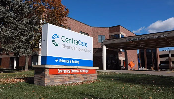 How many employees are at CentraCare?