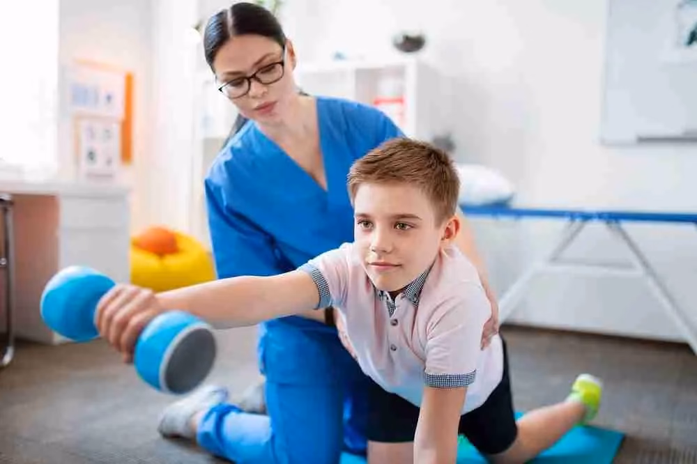 ¿Qué hace una fisioterapia infantil?