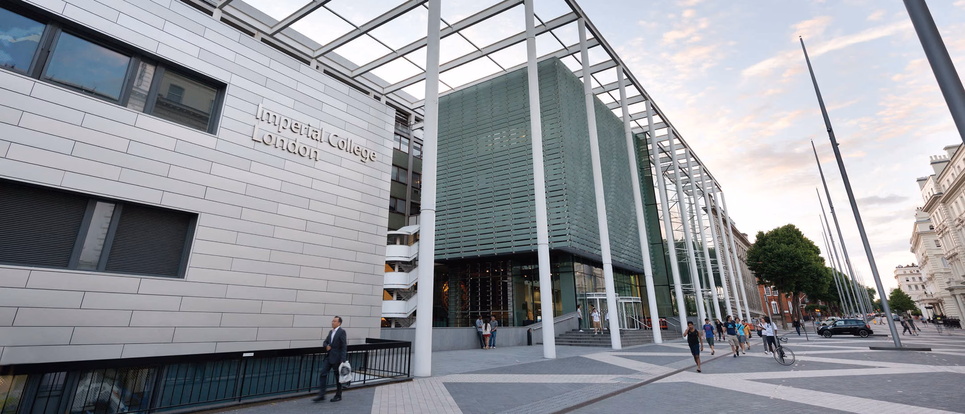 What major is Imperial College London known for?