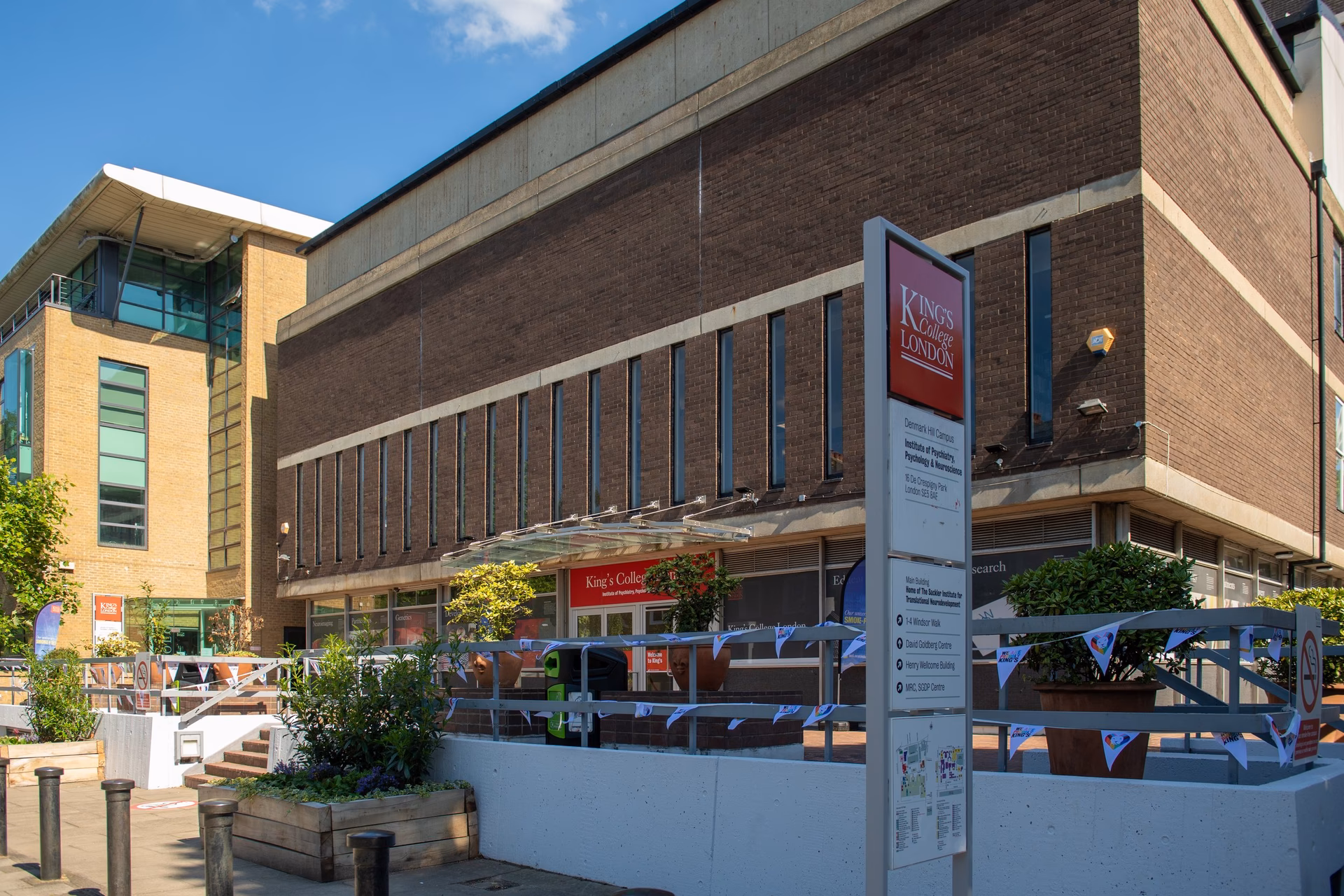 Is King's College BPS accredited?