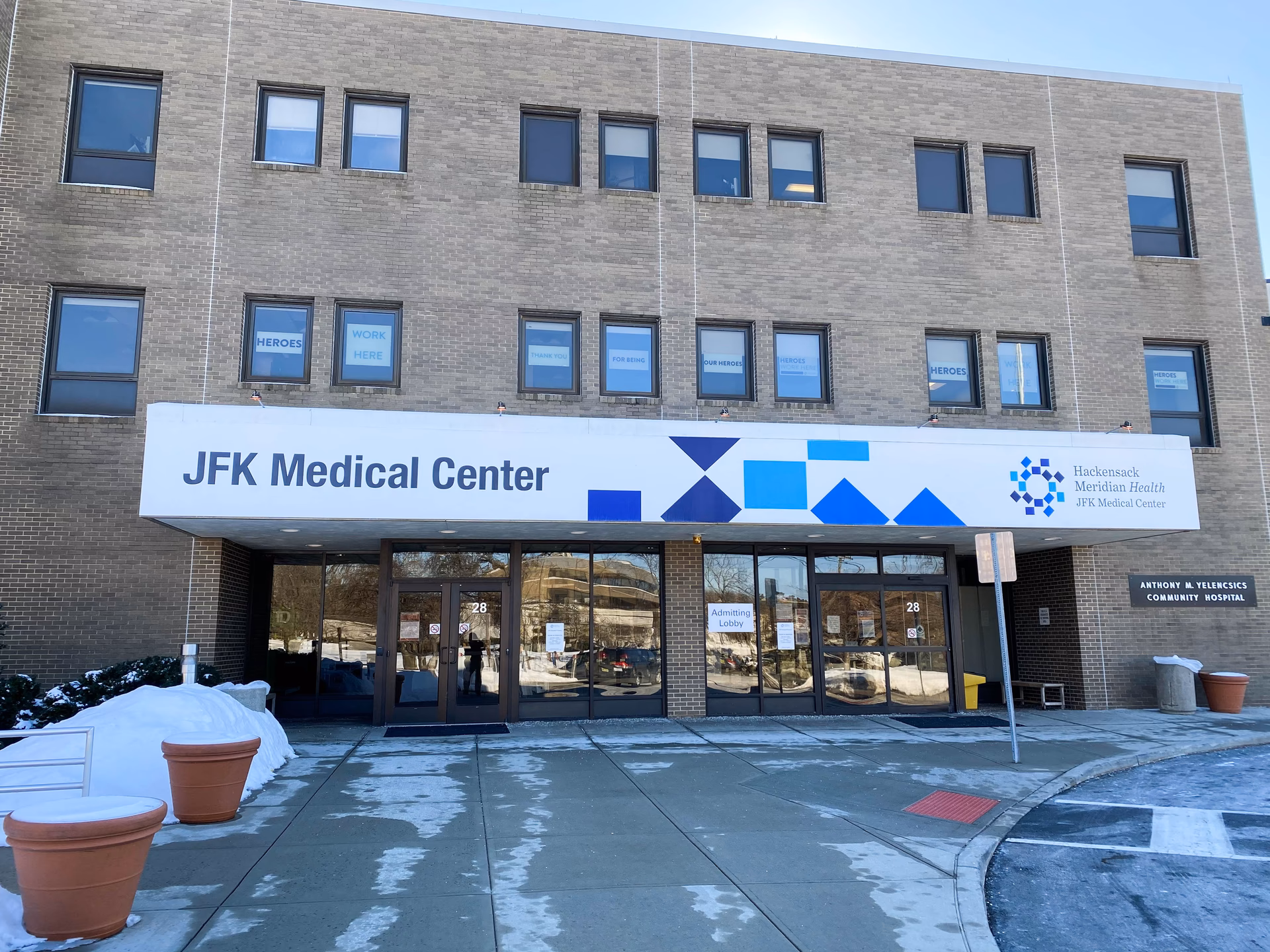 Is JFK Edison a good hospital?