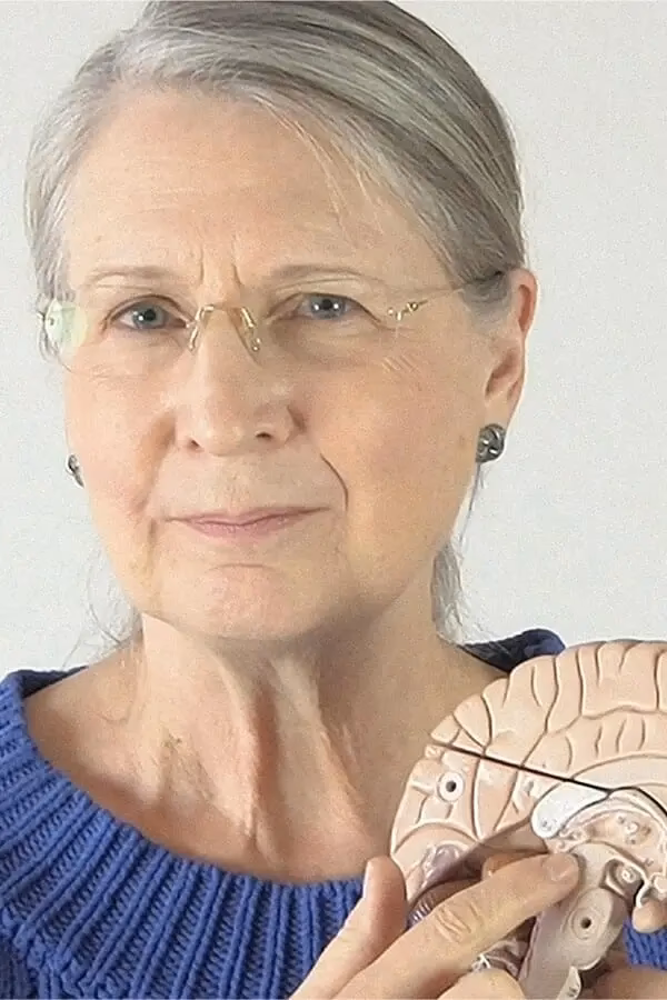 How many children does Lucy Brown have?