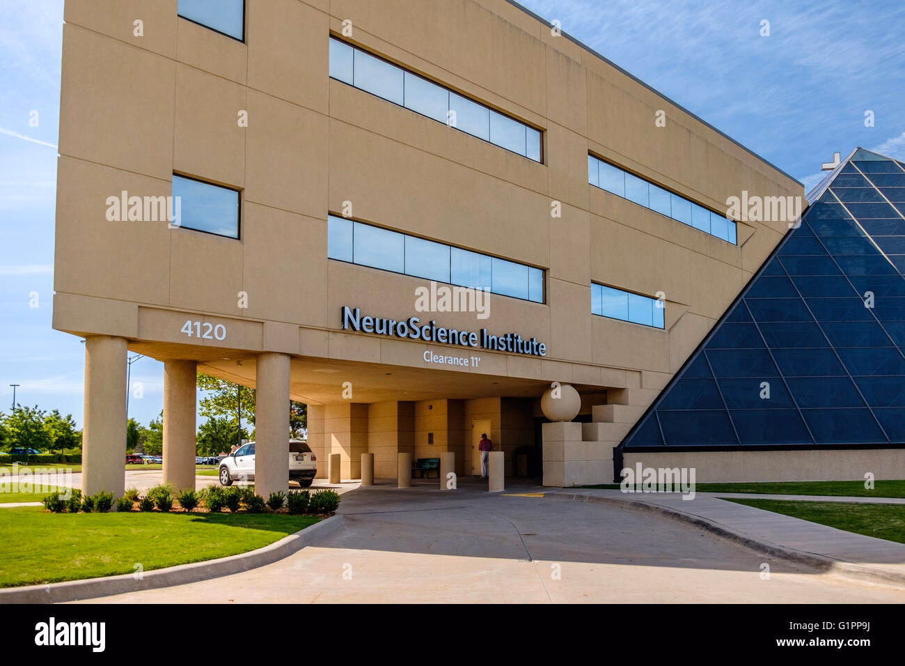 What level of trauma is Mercy Hospital, OKC?