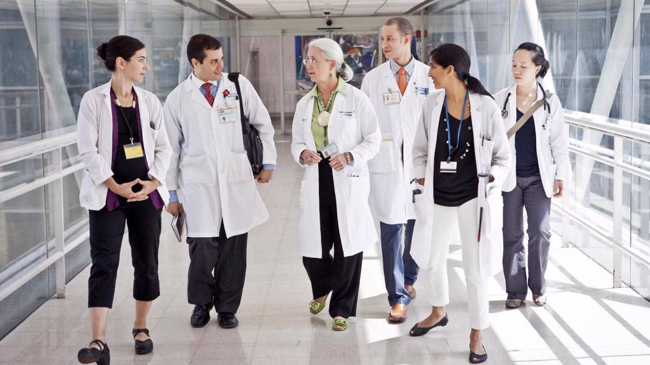 How much do you make in neurology residency?