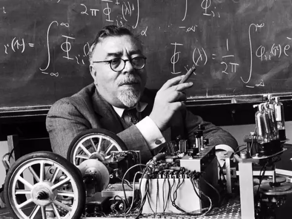 ¿Qué propuso Norbert Wiener?
