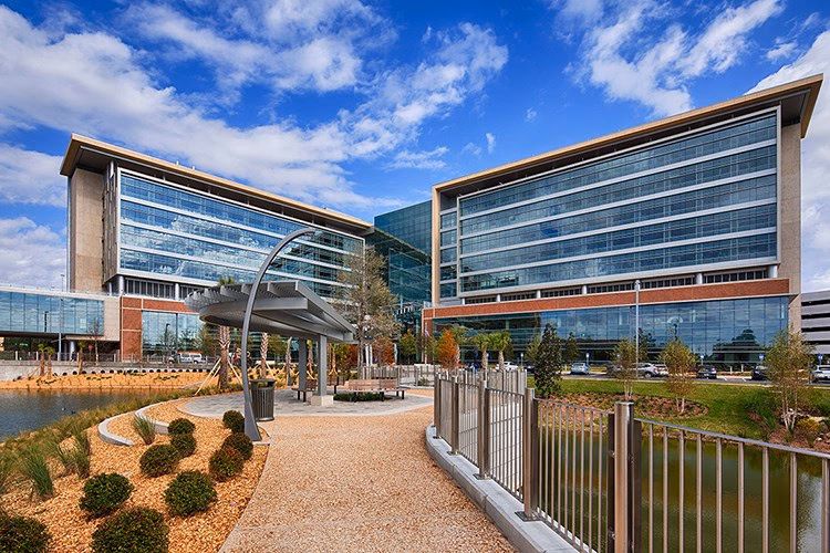 Is UF Health Shands a good hospital?