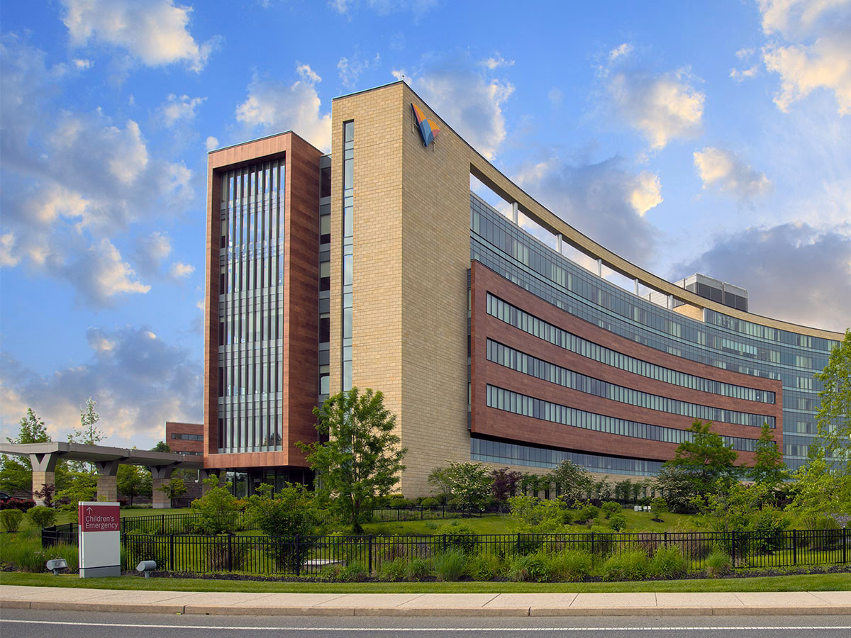 How much does Dennis Pullin make at Virtua?